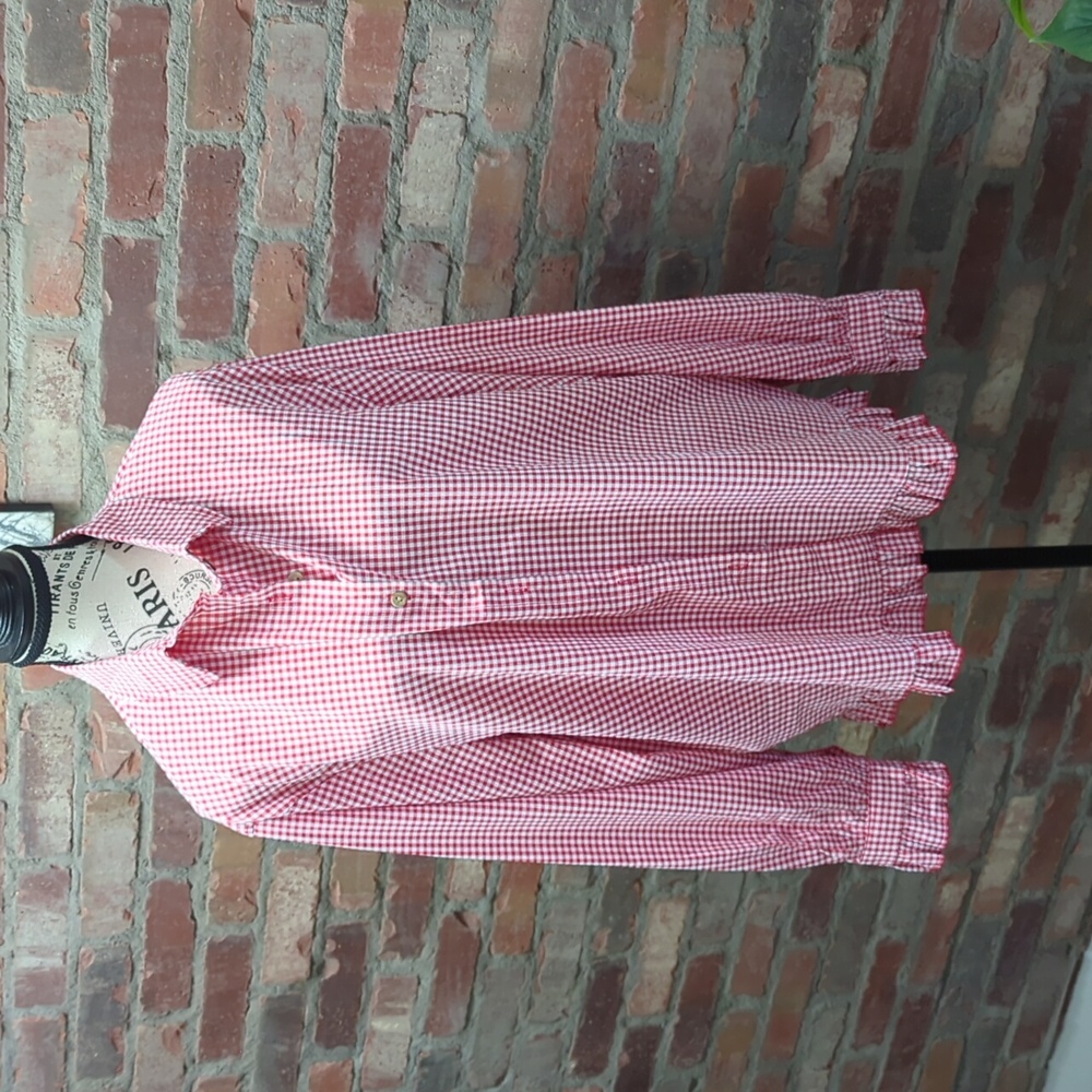 Red and white gingham check blouse.